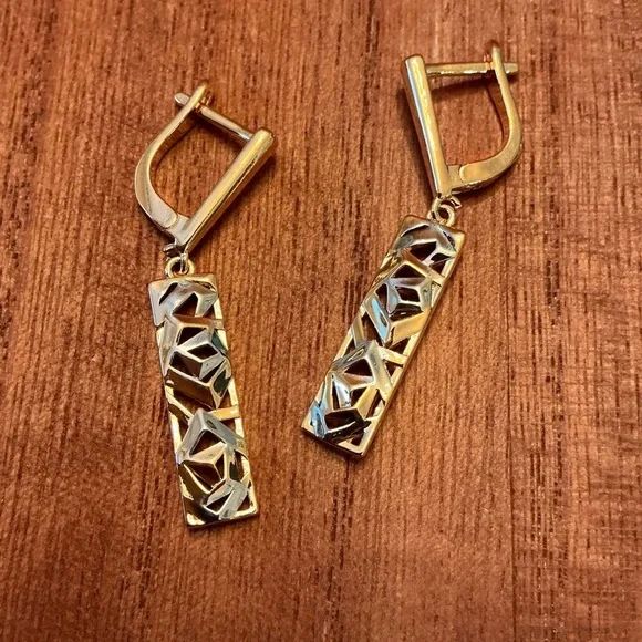 Geometric hollow pendant earrings, golden silvery color, made of copper. - Picture 2 of 4
